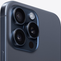iphone-15-pro-max-blue-titanium-camera