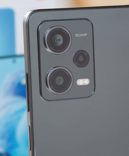 redmi note 12 camera close up